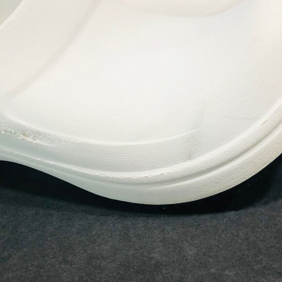 CROCS Women's 8 White Work Shoes Nurse Food Industry Non Slip - Picture 9 of 11